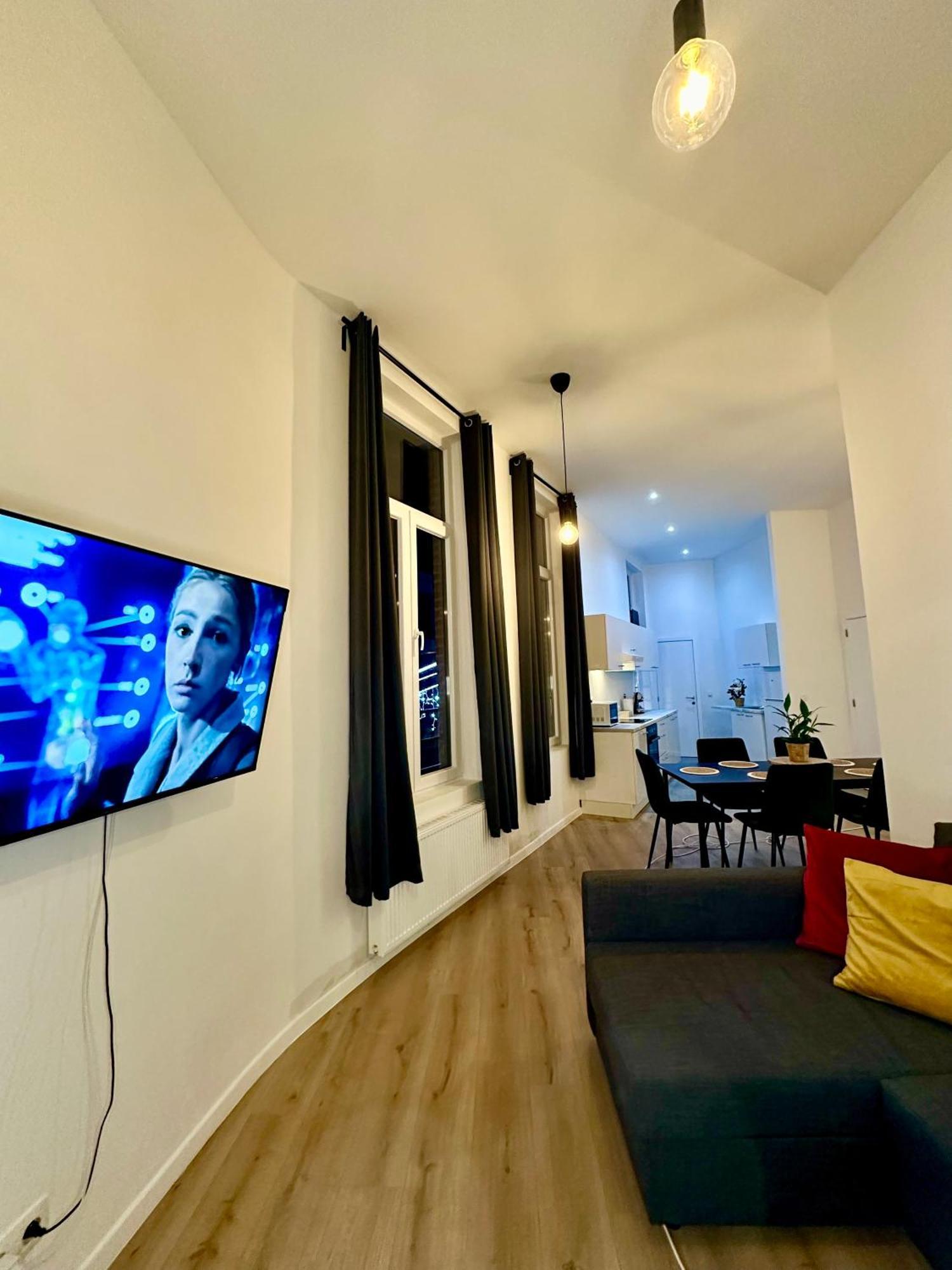Luxury Apartment Mons